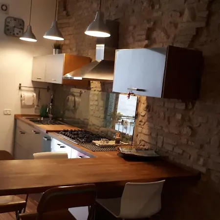 Casa D'avalos * Vasto